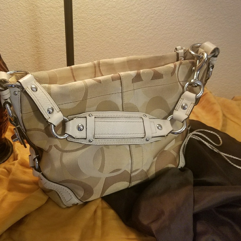Med. Coach "Carly" Signature Optic / white leather